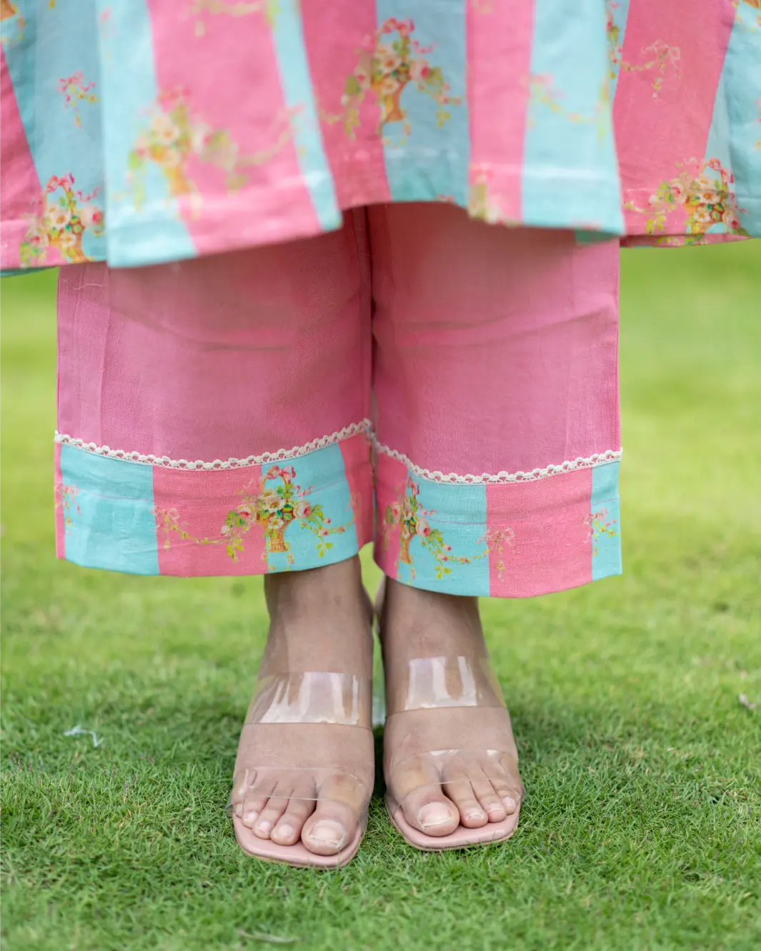 Retro Tide Kurta Set