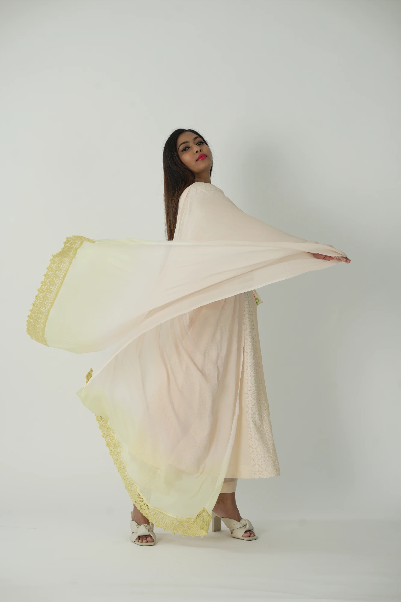 peach and yellow ombre dyed dupatta