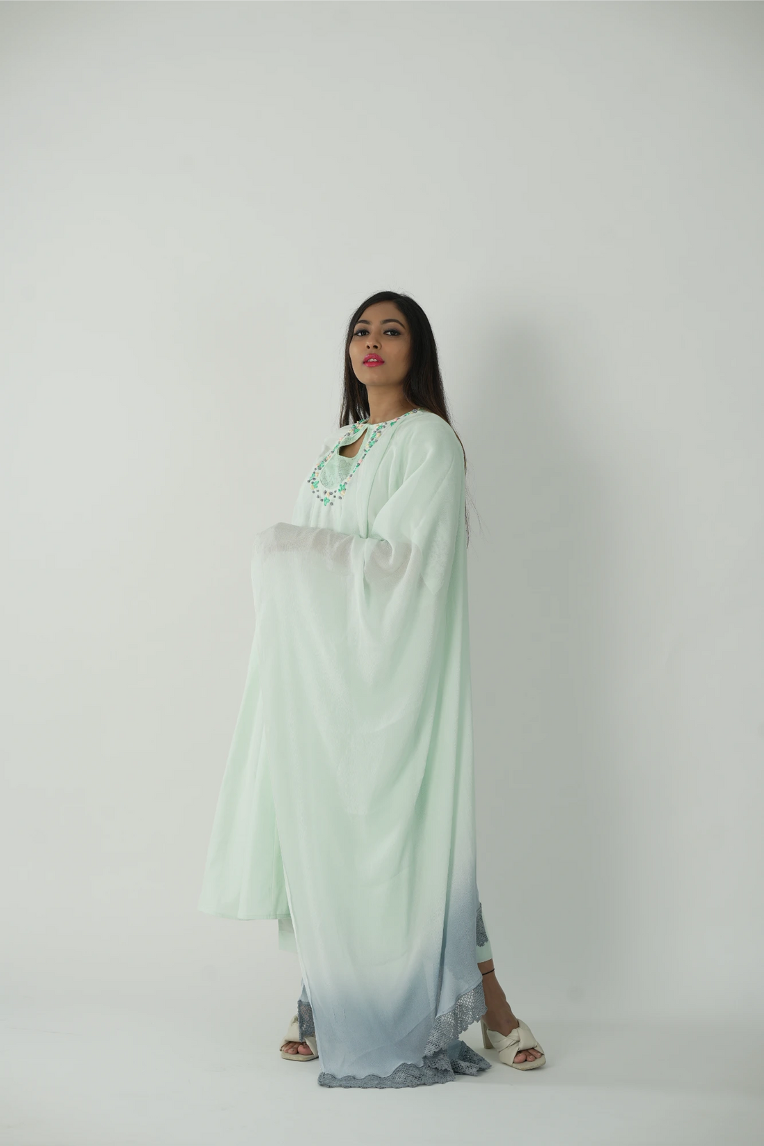 Pastel green and grey ombre dyed dupatta