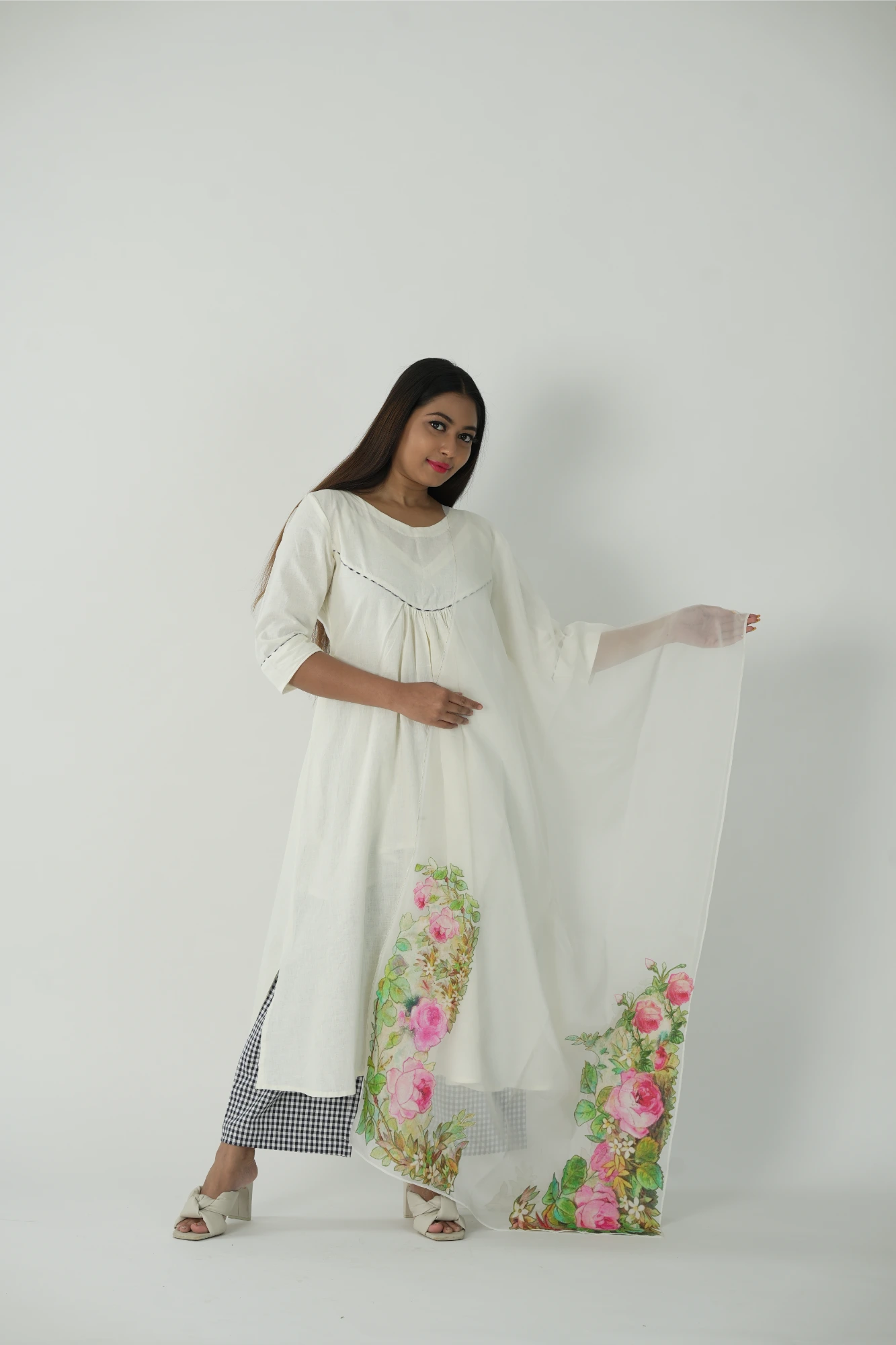 swan white kurta set with dupatta