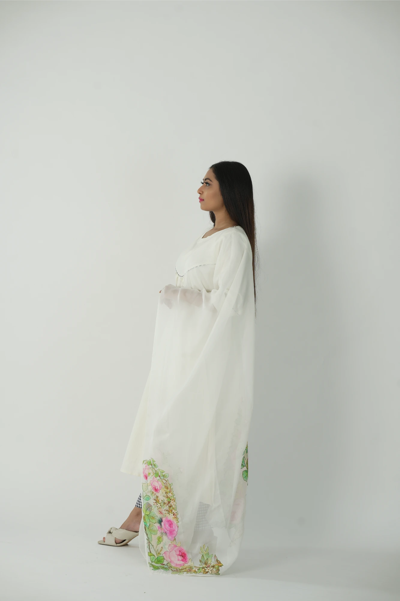 swan white kurta set with dupatta