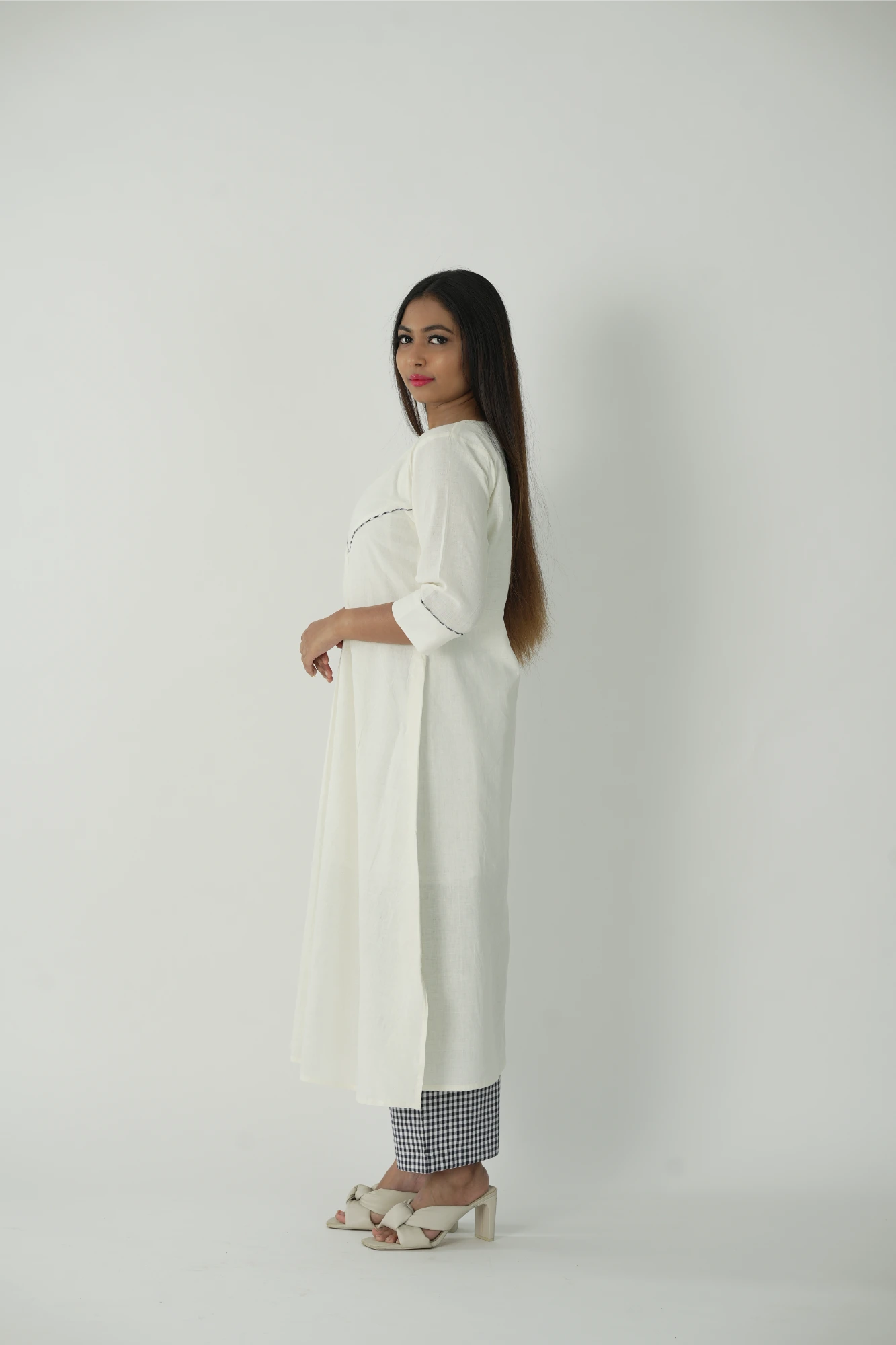 swan white kurta set