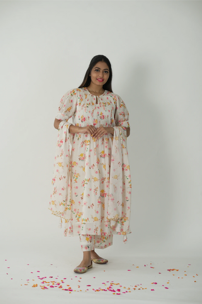 Dreamy bloom kurta set with dupatta.