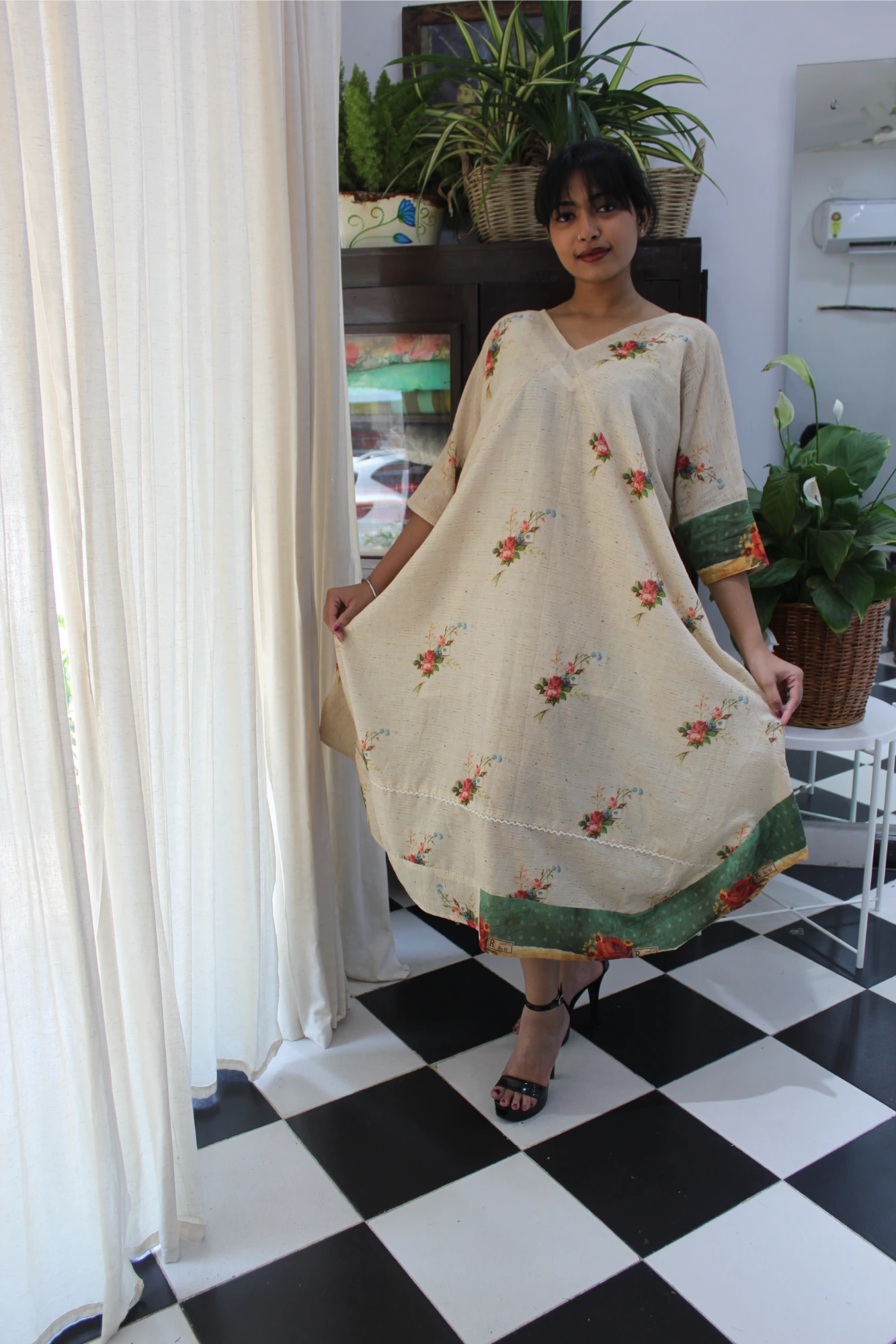 Paper floral kaftan dress