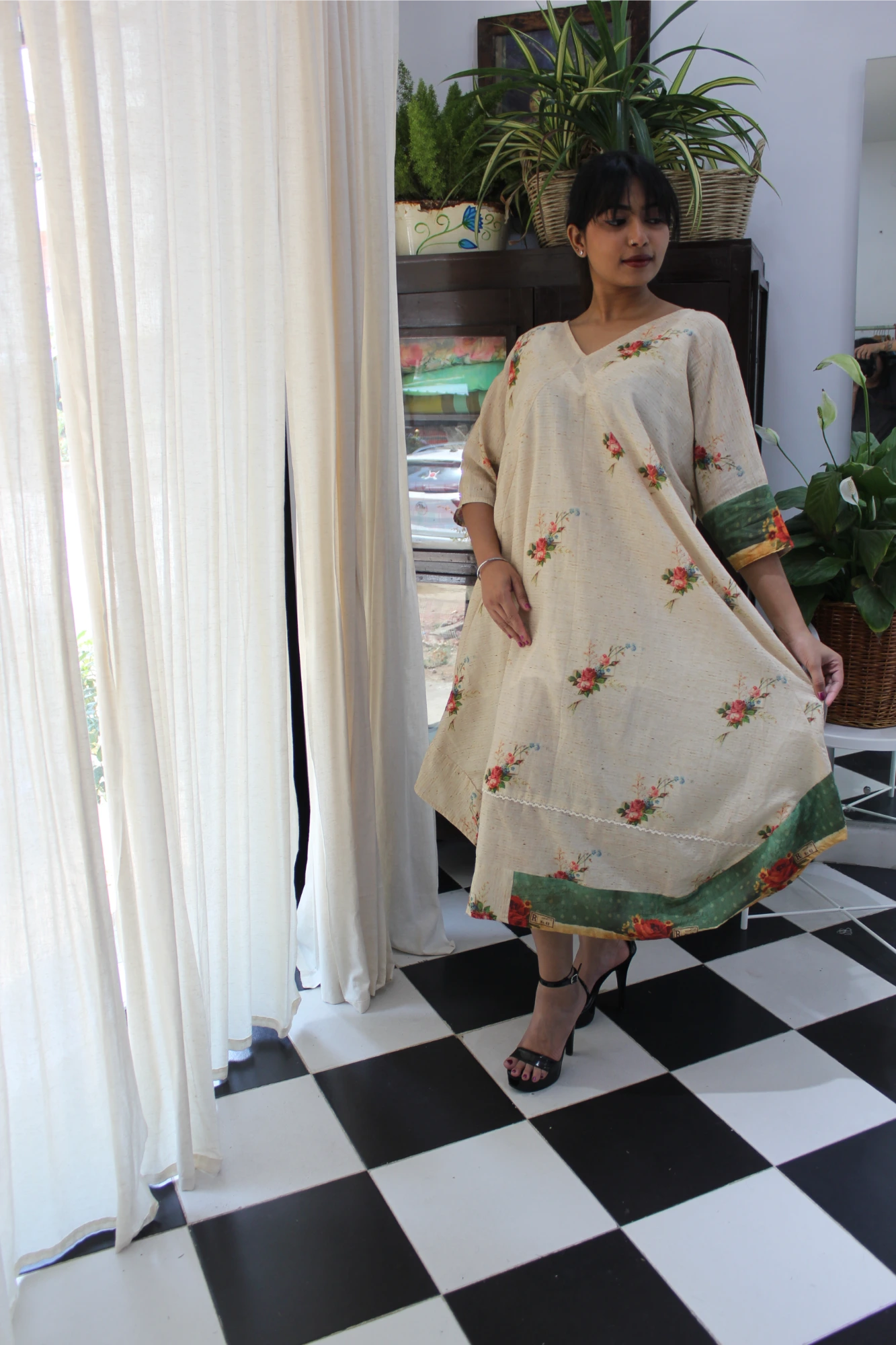 Paper floral kaftan dress