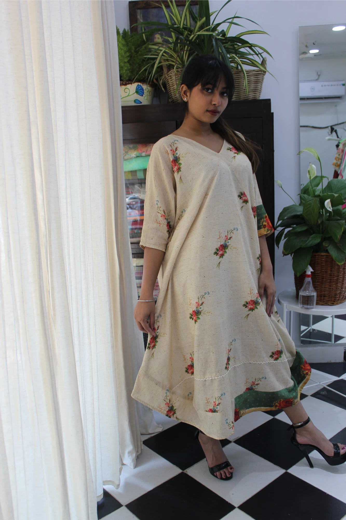 Paper floral kaftan dress