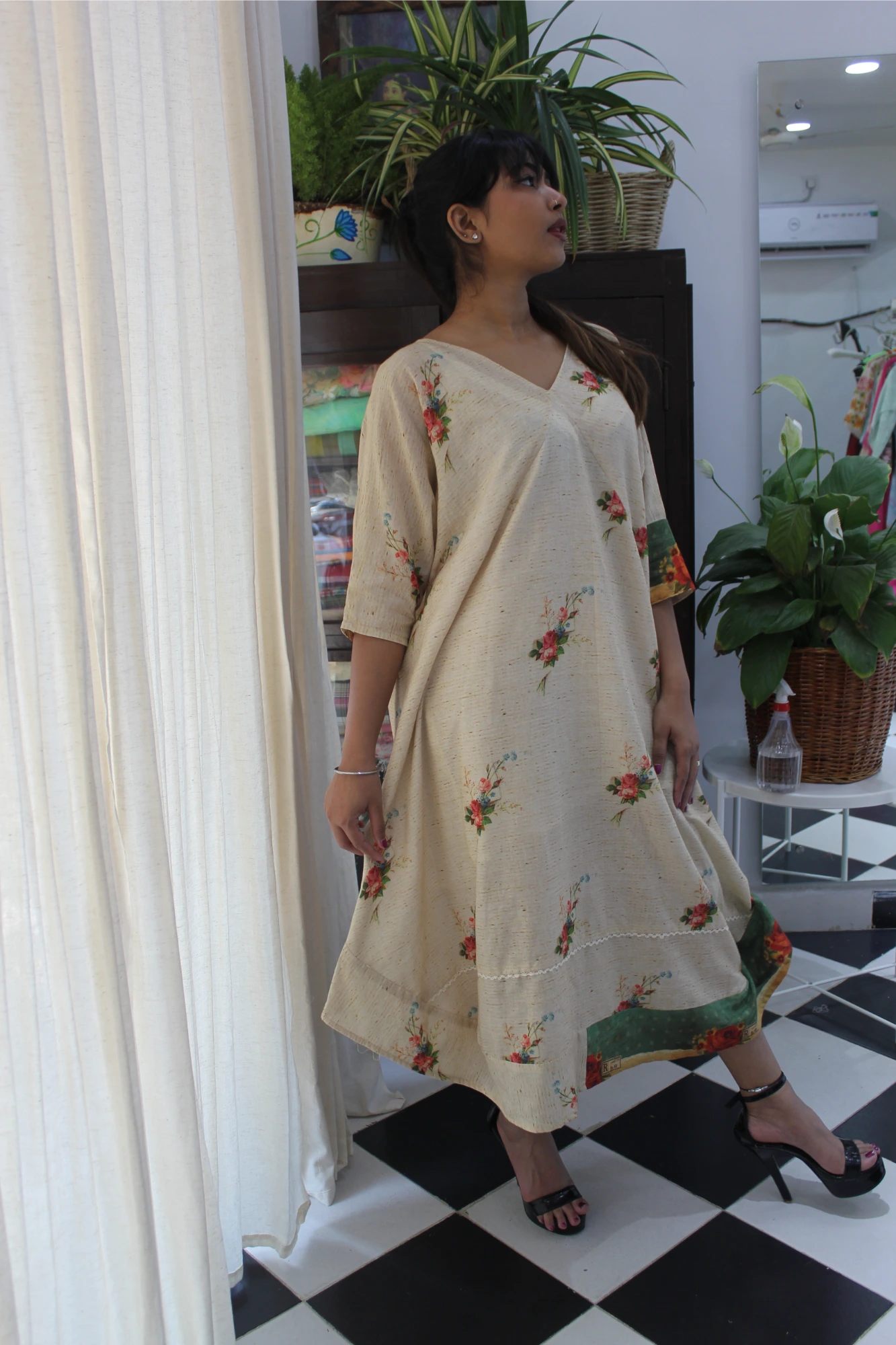 Paper floral kaftan dress