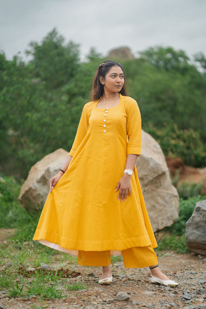 Golden Marigold Cotton kurta set with Dupatta.